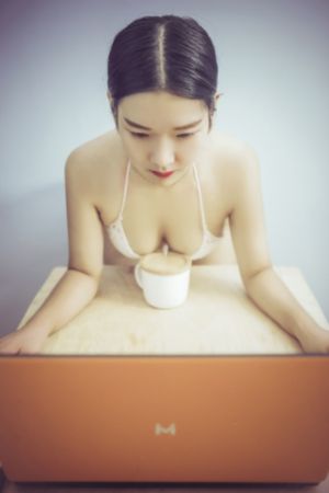 一个爱你的人免费观看电视剧_BD国语超清在线观看